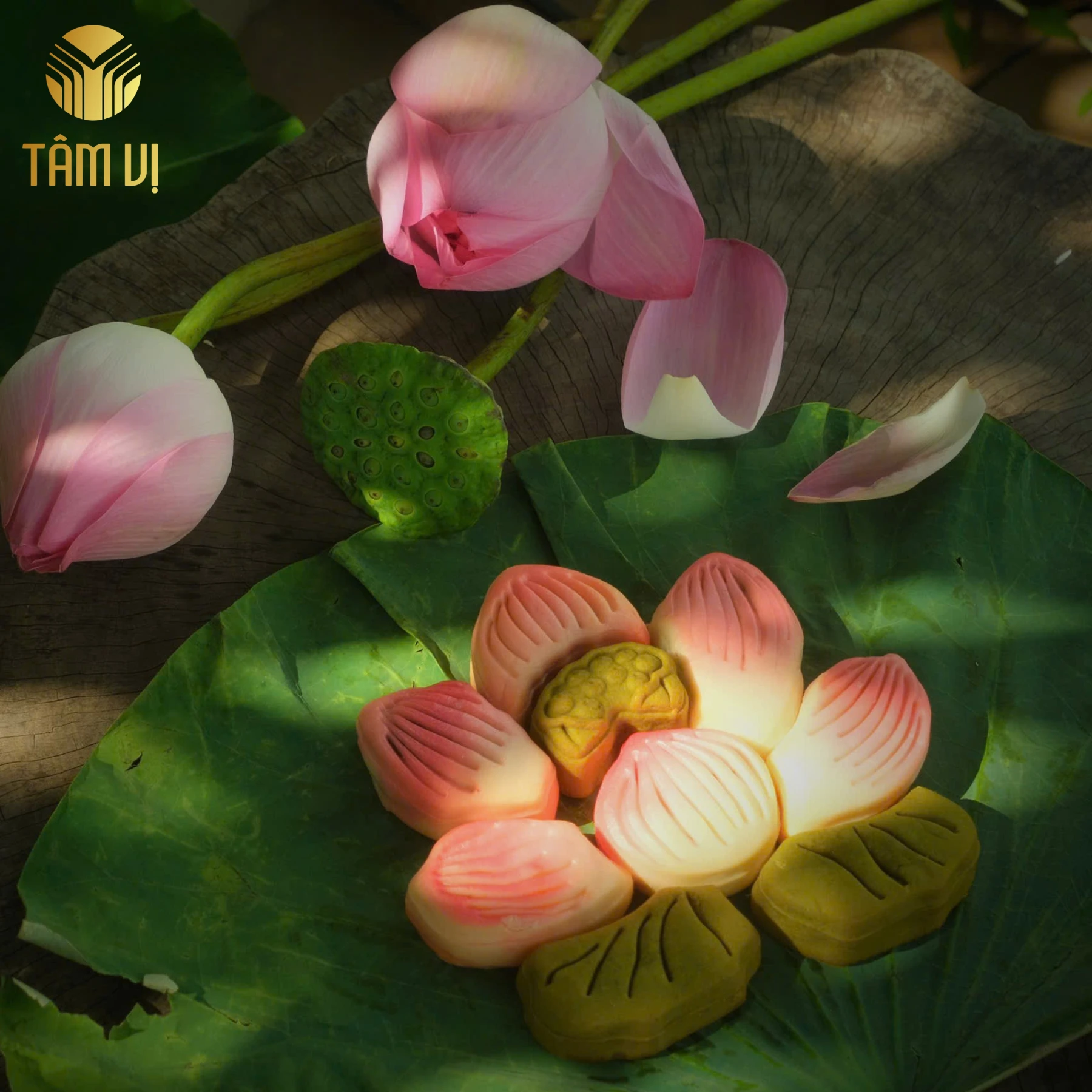 Bánh trung thu Hiện Đại 2D Cửu Hồng