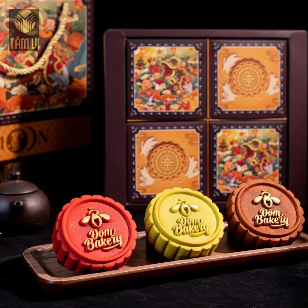 Bánh trung thu in logo Đông bakery